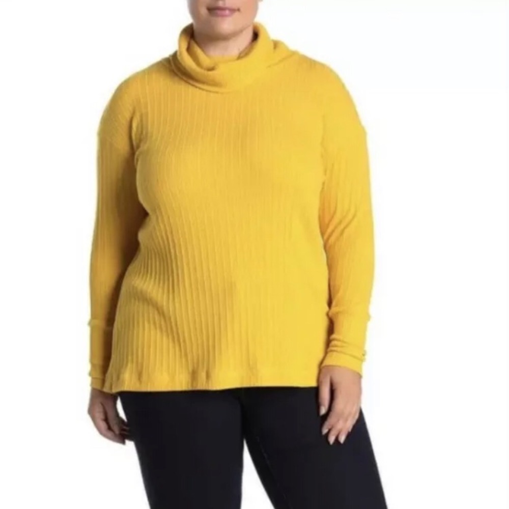 Susina Turtle Neck Sweater Yellow Rod 1X